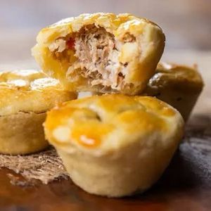 imagem do produto empada de carne de sol