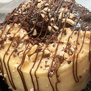 imagem do produto MINI VULCAO OURO BRANCO COM NUTELA