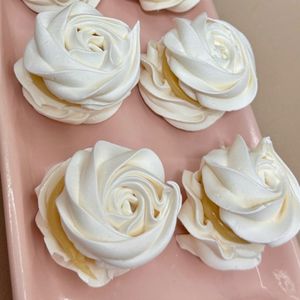 imagem do produto Rosa de suspiro recheada