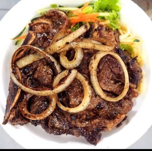 imagem do produto BISTECA NA CHAPA + BATATA + COCA - LATA 350