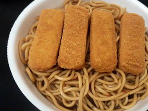 imagem do produto Yakissoba  com tilapia  empanada individual