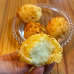 imagem do produto Pão de Queijo Mineiro Recheado 3und