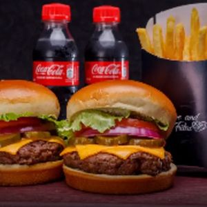 imagem do produto 2 House Salad + 300gr Batata Frita + 2 Coca cola 200ml👩‍❤️‍👨