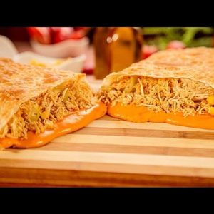 imagem do produto Pastel de Frango com Cheddar 