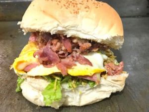 imagem do produto X-Calabresa Fresca Egg