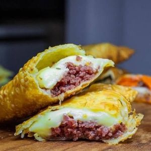 imagem do produto Pastel calabresa e catupiry 😋