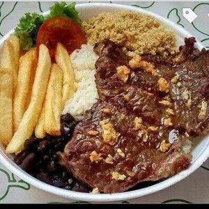 imagem do produto Quentinha (P) Boi na Brasa , F, calda , arroz , farofa , fritas , purê e saladas .