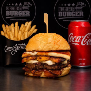 imagem do produto 1 COUNTRY BURGER + BATATA 150GR + COCA LATA 