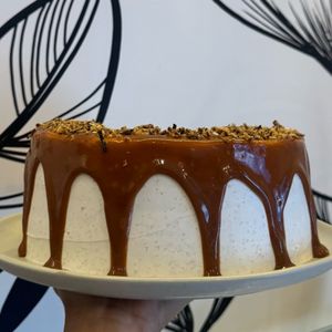 imagem do produto fatia bem casado - ninho com doce de leite e côco queimado