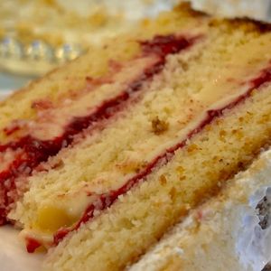 imagem do produto fatia ninho com frutas vermelhas