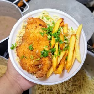 imagem do produto Filé de Frango Empanado com Batata Frita 