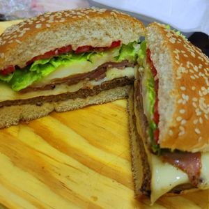 imagem do produto X-Bacon Salada 