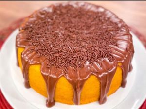 imagem do produto Bolo de Cenoura Vulcão