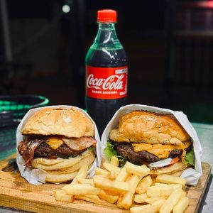 imagem do produto Combo casal + coca 600