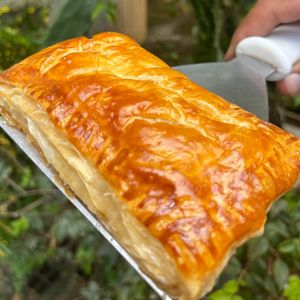 imagem do produto Folhado  FRANGO c/ CREME CHEESE