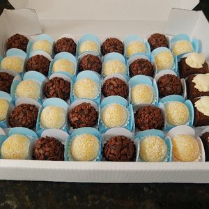 imagem do produto Docinhos (50 unidades)