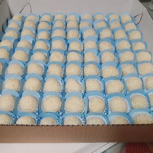 imagem do produto Docinhos (cento)