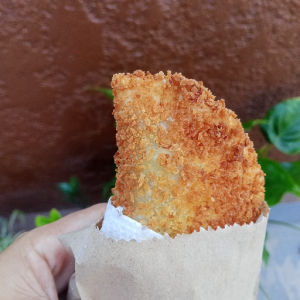 imagem do produto Mini pastel empanado Carne moída+queijo +Catupiry