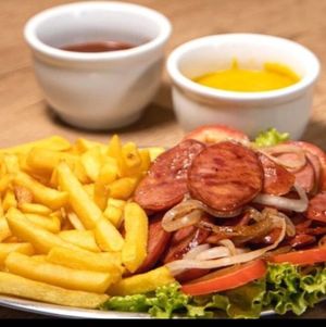 imagem do produto fritas com calabresa