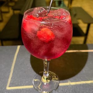 imagem do produto Gin de Morango