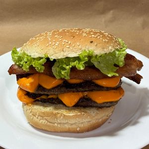 imagem do produto X-Bacon Duplo Cheddar Top