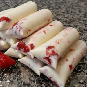 imagem do produto Ninho com Morango 🍓