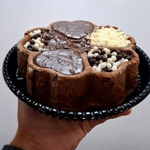 imagem do produto Bolo de Chocolate Decorado