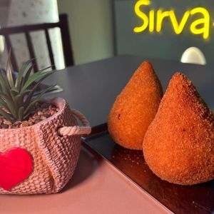 imagem do produto 2 Coxinhas Clássicas