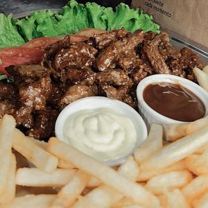 imagem do produto FILÉ COM FRITAS