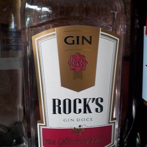 imagem do produto COMBO GIN ROCKS MORANGO