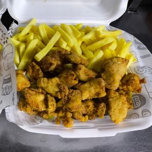 imagem do produto 400g Filé de Frango Empanado e Batata Frita