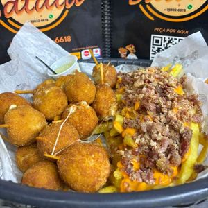 imagem do produto 10 Unidades Kieber mais Batata Frita Cheddar e Bacon