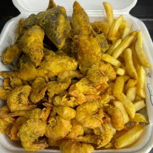 imagem do produto 500g Tilápia em postas empanada com 300g de Camarão e 500g Batata Frita