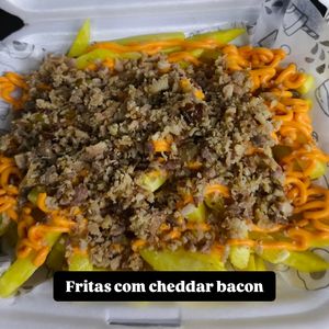 imagem do produto 1kg Fritas com Cheddar e Bacon