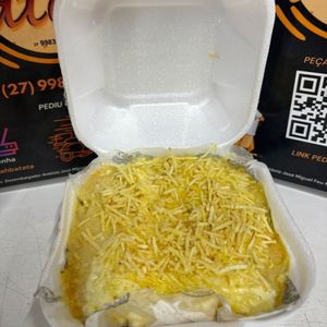 imagem do produto Batata Recheada de Calabresa Ao Molho Hakuna'H