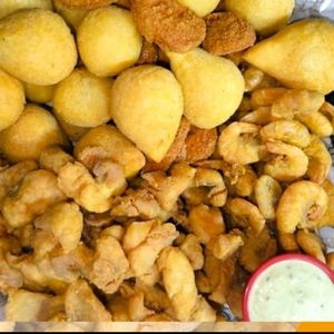 imagem do produto Combo Fish Famíly 600g Gorjão de Peixe e Camarão + bolinha Queijo + mini Coxinha e Batata Frita 