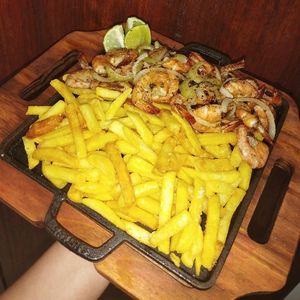 imagem do produto Porção de camarão com batata frita