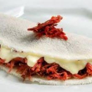 imagem do produto TAPIOCA DE CHARQUE C/ MUSSARELA 