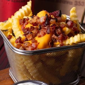 imagem do produto Batata frita com cheddar e bacon 