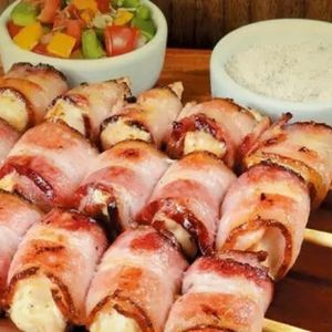 imagem do produto Espetinho de Medalhão de Frango com Bacon 