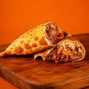 imagem do produto PASTEL DE 4 RECHEIO