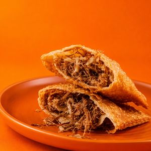 imagem do produto PASTEL CARNE DE SOL C/ QUEIJO COALHO