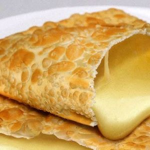 imagem do produto Pastel Grande de Queijo