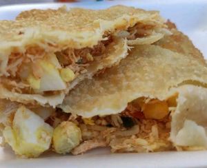 imagem do produto Pastel Grande de Frango e Ovo