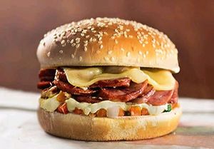 imagem do produto X-Calabresa - Burguer (Pão, Carne 120gr, Calabresa, Queijo e Molho)