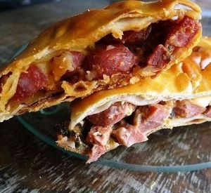 imagem do produto Pastel Grande de Calabresa e Bacon