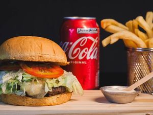 imagem do produto Salad + Batata e Bebida