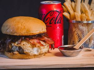 imagem do produto Eggs Camping + Batata e Bebida