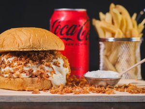 imagem do produto Crispy + Batata e Bebida