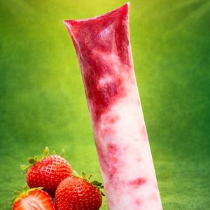 imagem do produto Geladinho Gourmet Ninho com Geleia de morango